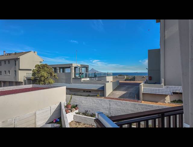 3 BEDROOM HOUSE TO LET IN WAVES EDGE